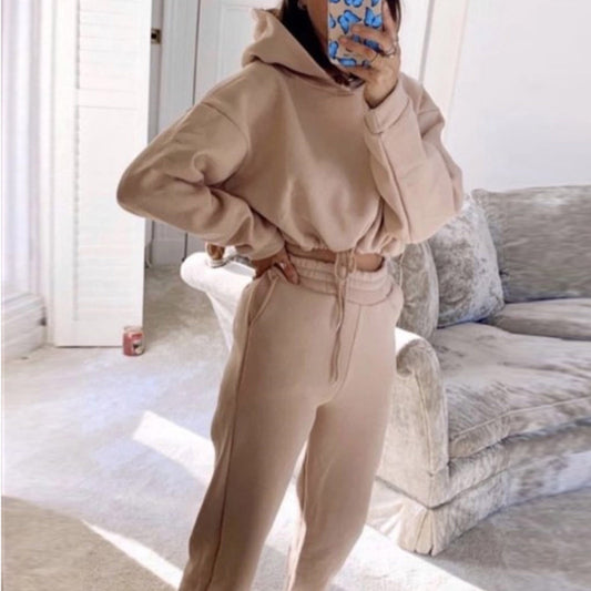 2-Piece Jogging Suit – Long Sleeve Hoodie & Sweatpants - MyFitnessProducts