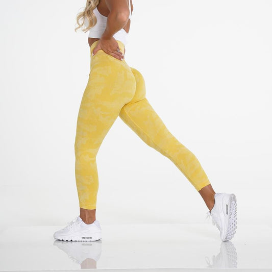 Fashion Snowflake Cropped Camouflage Jacquard Seamless Fitness Yoga Pants - MyFitnessProducts - Fashion Snowflake Cropped Camouflage Jacquard Seamless Fitness Yoga Pants